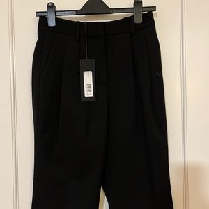 Nili Lotan Black Montreal Bermuda Shorts — wool. NWT